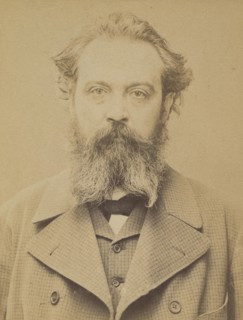 Ricois. Charles-Victor. 48 ans, né le 21/3/46 à Orléans. Employé au Journal Officiel. Anarchiste. 2/7/94. , 1894.