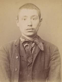 Herouard. Henri. 17 ans, né à Paris XVIIe. Serrurier. Anarchiste. 6/3/94., 1894.