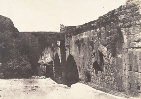Jérusalem, Enceinte de l'Hopital des Chevaliers-de-Saint-Jean, Côté Sud, 1854.