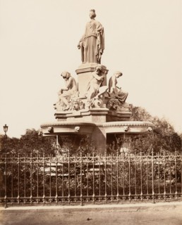 Nimes, Fontaine, ca. 1861.