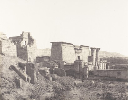 Médinet-Abou (Thèbes), Construction Antérieures - Vue Générale, 1851-52, printed 1853-54.
