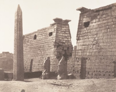 Louksor (Thèbes), Construction Antérieure - Pylône, Colosses et Obélisque, 1851-52, printed 1853-54.