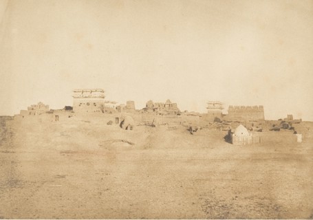 Vue d'une partie du village de Louxor, Thèbes, 1849-50.