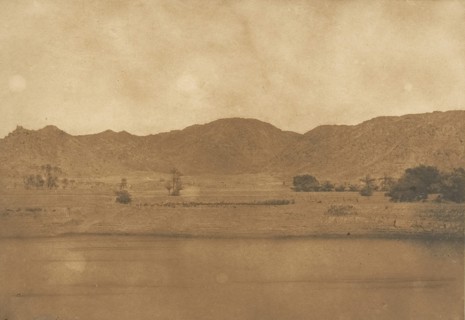 Vue prise du Nord-Est de Philae - Village de Kolokina, 1849-50.
