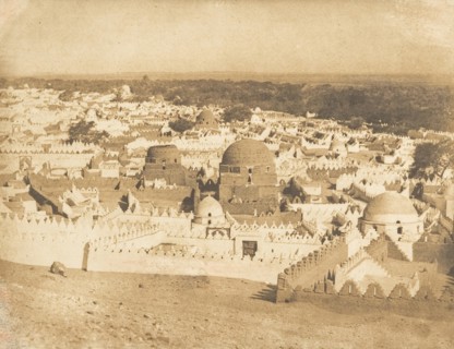 Vue générale du Cimetière de Siout, 1849-50.