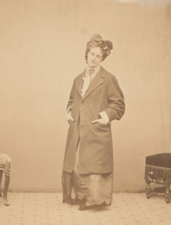 Le pardessus décoré, 1860s.