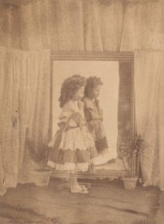 Le reflet (profile), 1860s.