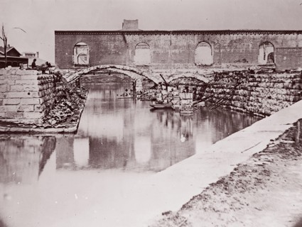 Ruins near Canal Basin, Richmond, 1865. Formerly attributed to Mathew B. Brady.