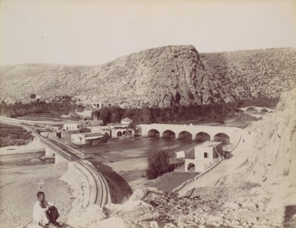 Les ponts du fleurs [fleuve] du chien, ca. 1880.