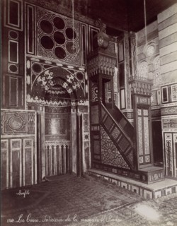Le Caire - Intérieur de la mosquée El Bordei, 1870s.