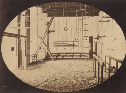 Gimnasio López, de Sevilla, ca. 1860.