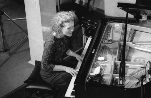 Lynne Arriale, Pizza Express, Maidstone, Kent, July 1985.