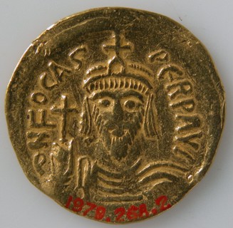 Solidus of Phocas ( r. 602-10), Byzantine, 7th century.