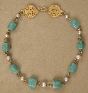 Gold Necklace with Pearls and Stones of Emerald Plasma, Byzantine, 6th-7th century.