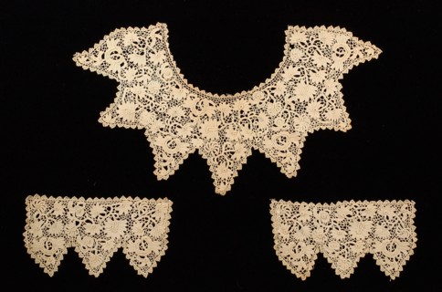 Accessory set