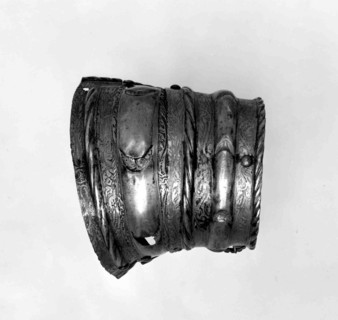 Left Pauldron