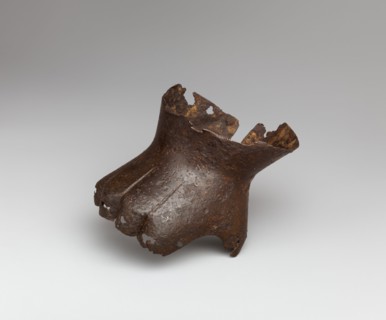 Gauntlet for the Right Hand
