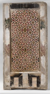 Wall Panel with Geometric Interlace