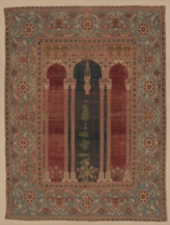 Carpet with Triple-Arch Design