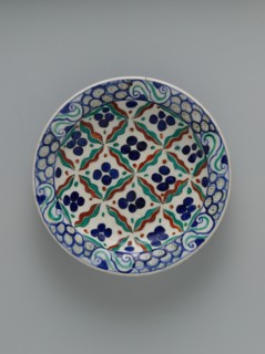 Dish with 'Cintamani' and Tiger-stripe Pattern