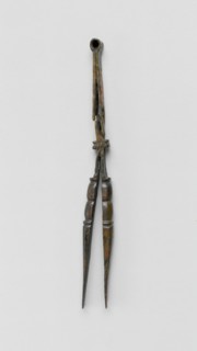 Tweezers, Iran, 9th-10th century.