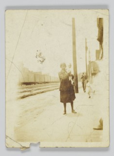 Photographic print of unidentified woman and child, early 20th century. Creator: Unknown.