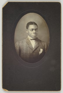 Photographic print of an unidentified man, early 20th century. Creator: L. E. Fiend.