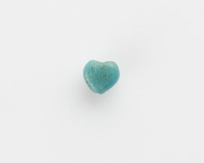 Bead, heart-shaped, New Kingdom, 1550-1197 BCE. Creator: Unknown.