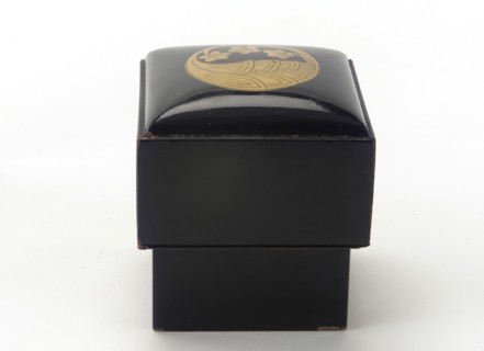 Lacquer storage box with lid, Edo period, early 17th-late 19th century. Creator: Unknown.