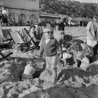 Bournemouth, 30/05/1953. Creator: John Laing plc.