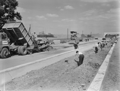 Construction of the M1 motorway, Daventry, Northamptonshire, 02/06/1959. Creator: John Laing plc.