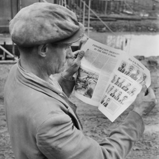 Laing worker on the construction site of the M1, the London to Yorkshire Motorway, 01/06/1958. Creator: John Laing plc.