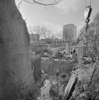 London Central Mosque and The Islamic Cultural Centre, Park Road, Regent's Park, GLA, 15/11/1974. Creator: John Laing plc.