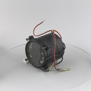 Indicator, Cylinder Head Temperature, Dual Needles, Japanese. Creator: Fuji Koku Keiki.