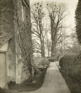 Kelmscott Manor: In the Garden, 1896. Creator: Frederick Henry Evans.