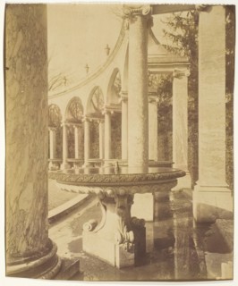 Bosquet de la Colonnade, les vasques, 1905. Creator: Eugene Atget.