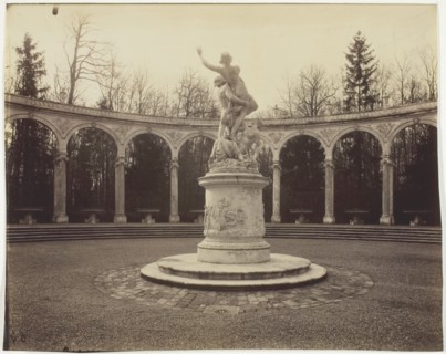 Versailles, Bosquet de la Colonnade, 1904. Creator: Eugene Atget.