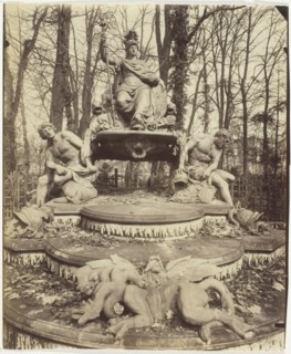 Versailles, Bosquet de l'Arc de Triomphe, 1904. Creator: Eugene Atget.
