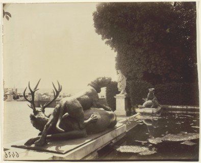 Versailles, Fontaine du Point du Jour, 1903. Creator: Eugene Atget.