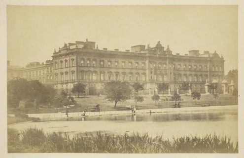 Buckingham Palace, 1850-1900. Creator: Unknown.