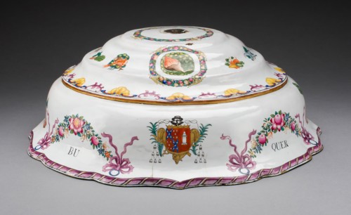 Cover, Junyao, c. 1765, Qing dynasty (1644-1911), Qianlong reign mark and period (1736-95). Creator: Junyao Porcelain.