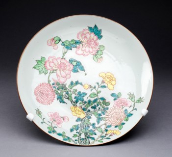 Dish, China, c. 1725, Qing Dynasty (1644-1911), Yongzhen period (1723-1735). Creator: Unknown.