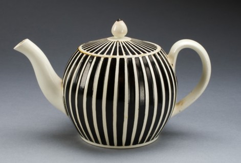 Teapot, Leeds, c. 1780. Creator: Unknown.