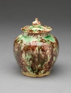 Tea Caddy, Staffordshire, 1740/50. Creator: Staffordshire Potteries.