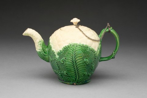 Teapot, Staffordshire, 1765/80. Creator: Staffordshire Potteries.
