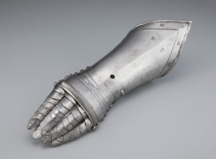 Fingered Gauntlet for the Left Hand, Nuremberg, c. 1575/1600. Creator: Unknown.