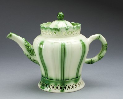 Teapot, Staffordshire, c. 1780. Creator: Staffordshire Potteries.