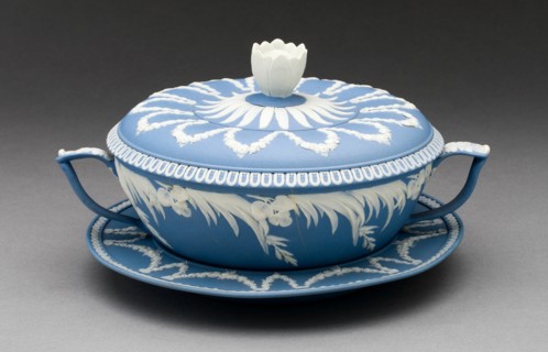 Covered Dish and Plate, Burslem, c. 1800. Creator: Wedgwood.