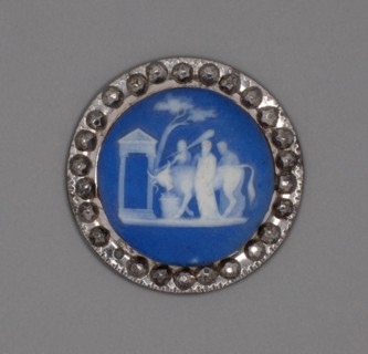 Button with Sacrifice of a Bull, Burslem, Late 18th century. Creator: Wedgwood.