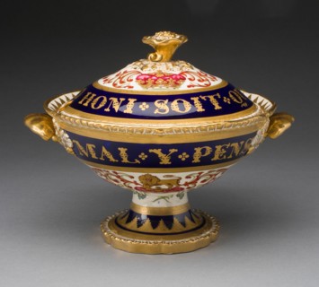 Covered Cream Bowl, London, c. 1820. Creator: Royal Worcester.